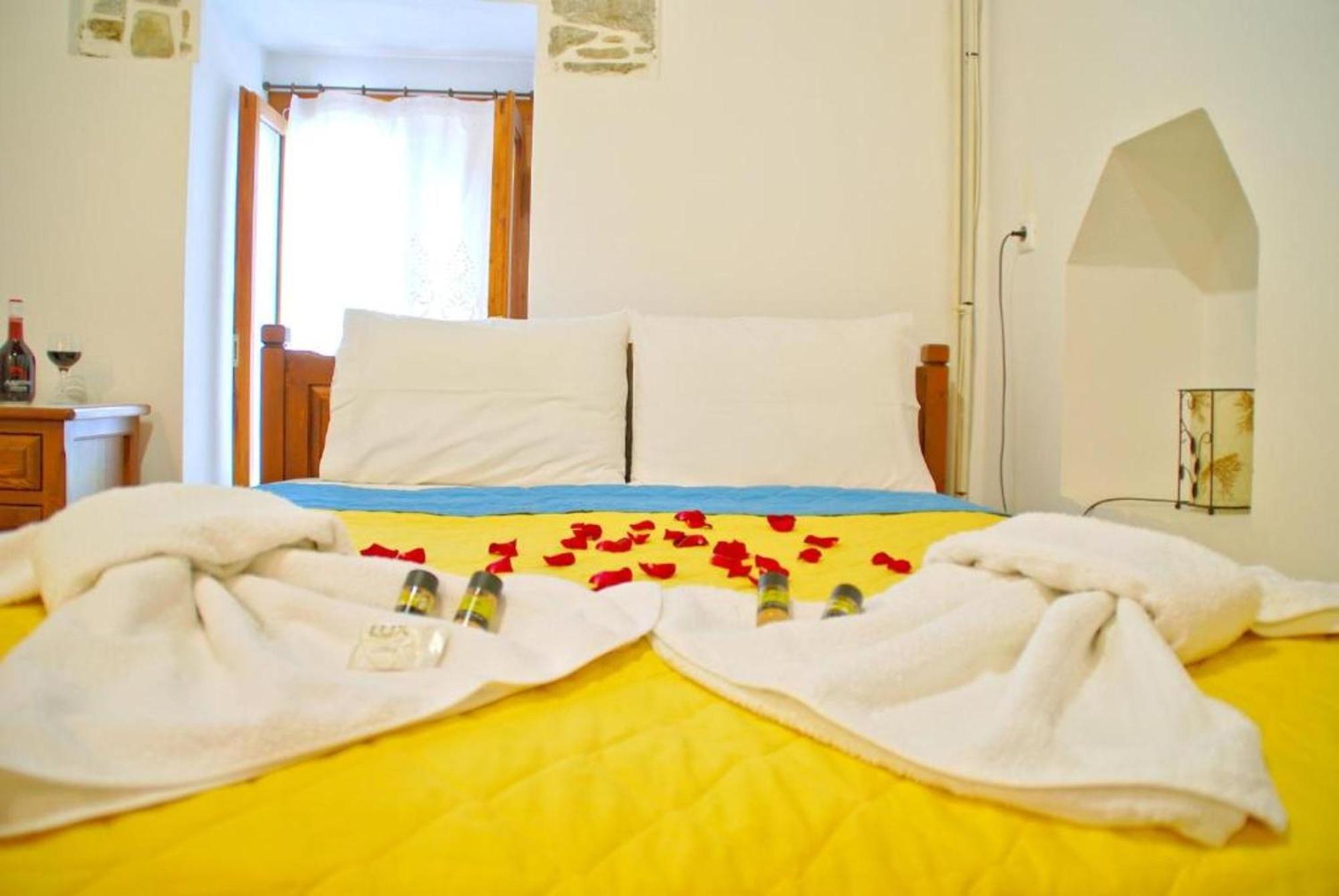 Xirafis Apartments อาฟิสโซส ภายนอก รูปภาพ
